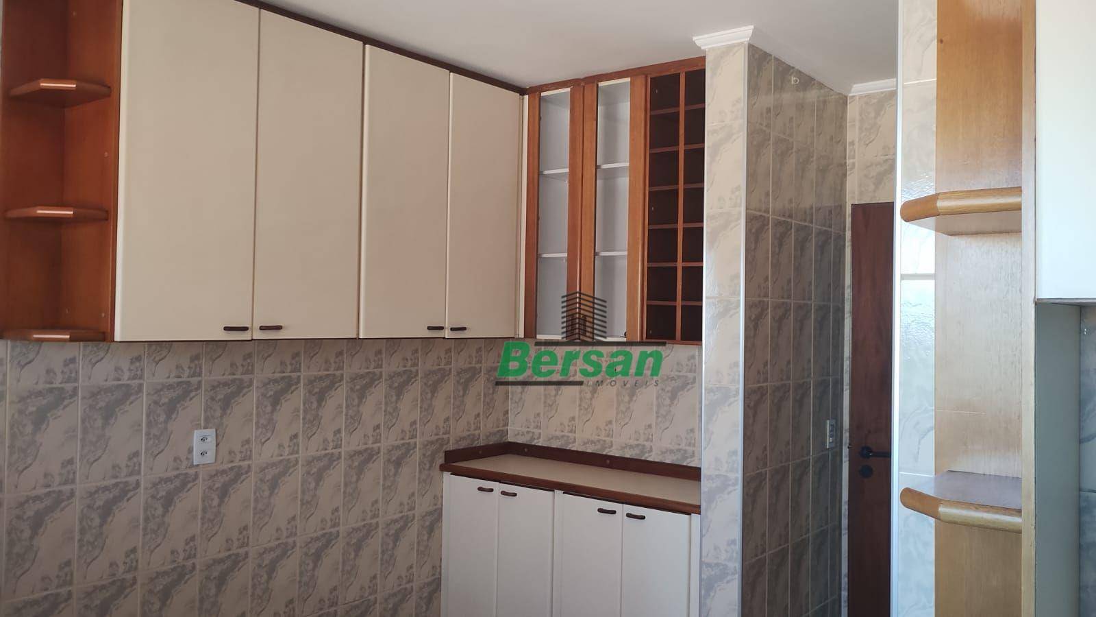 Apartamento à venda com 3 quartos, 130m² - Foto 19