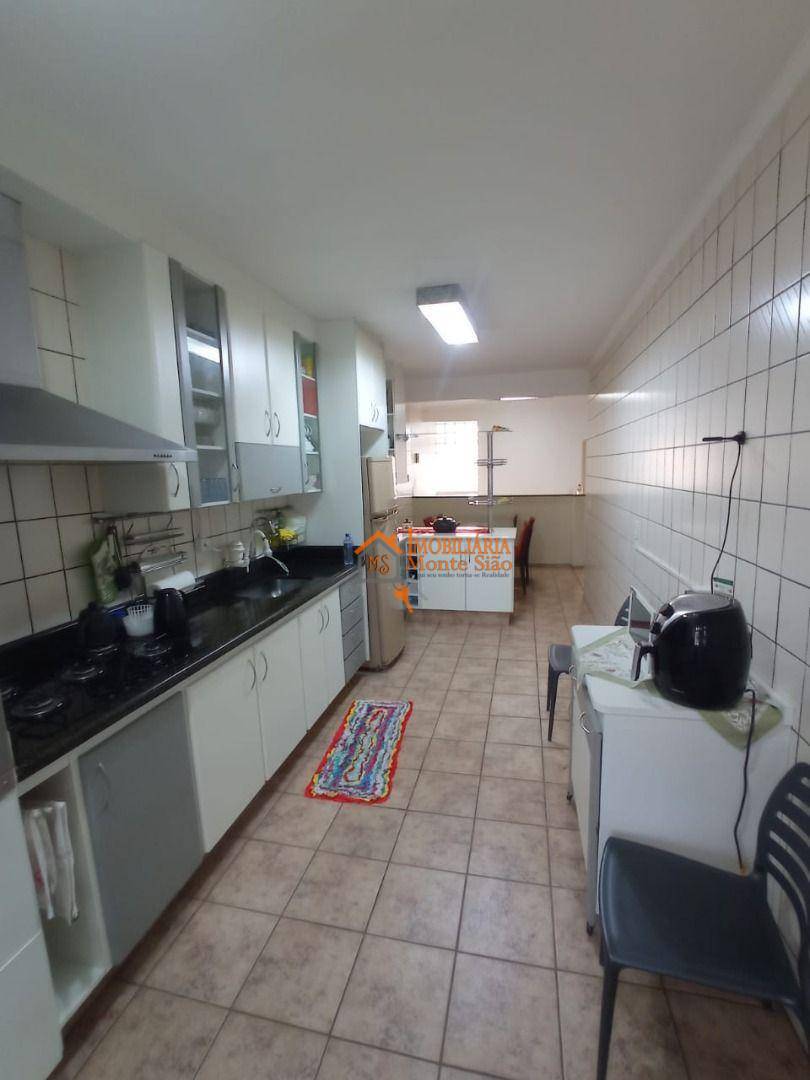 Sobrado à venda com 5 quartos, 250m² - Foto 11