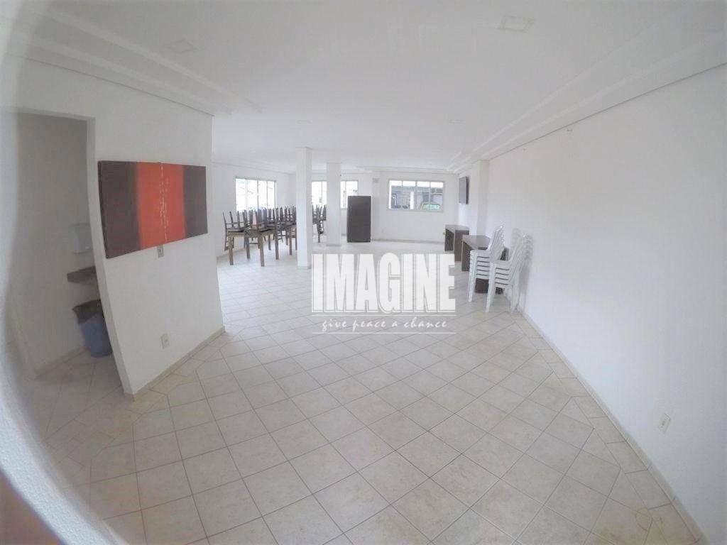 Apartamento à venda com 2 quartos, 44m² - Foto 37