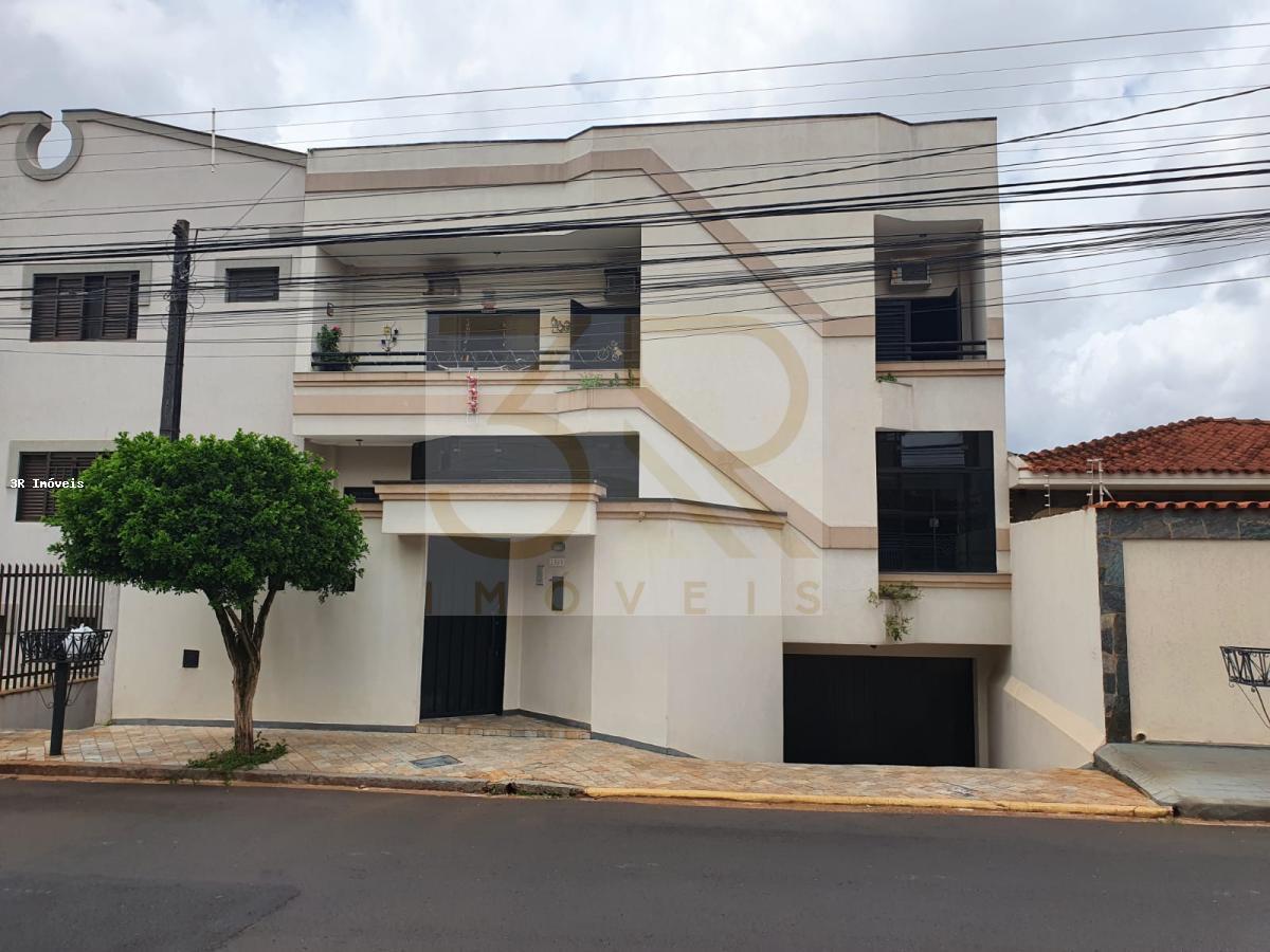 Apartamento à venda com 3 quartos, 94m² - Foto 2