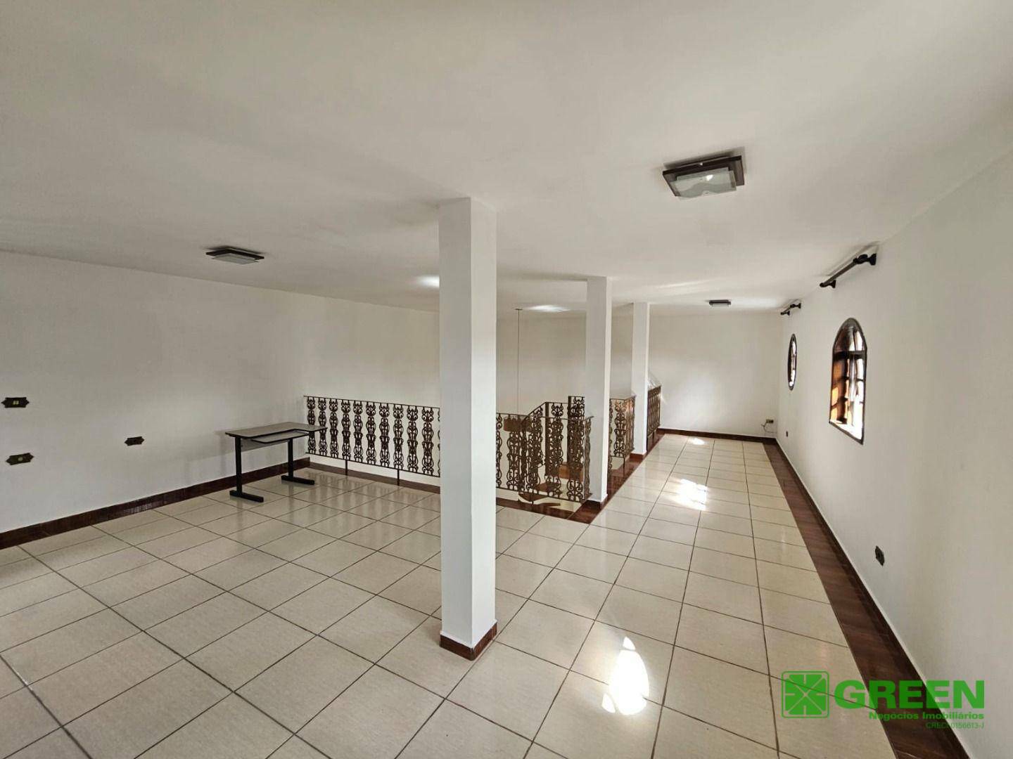 Casa à venda com 3 quartos, 300M2 - Foto 6