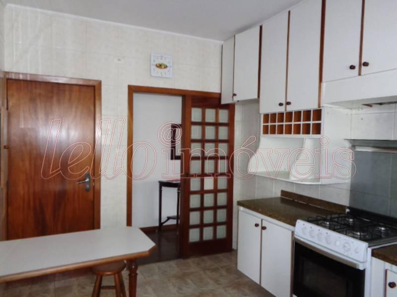 Apartamento para alugar com 3 quartos, 120m² - Foto 11