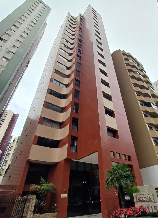 Apartamento para alugar com 3 quartos, 133m² - Foto 1