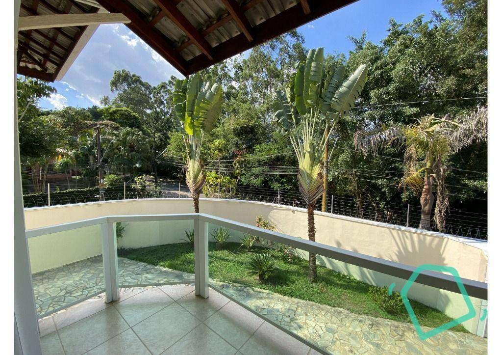 Casa de Condomínio para alugar com 3 quartos, 500m² - Foto 15