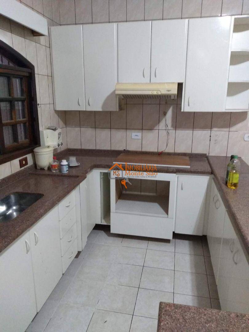 Sobrado à venda com 5 quartos, 200m² - Foto 3