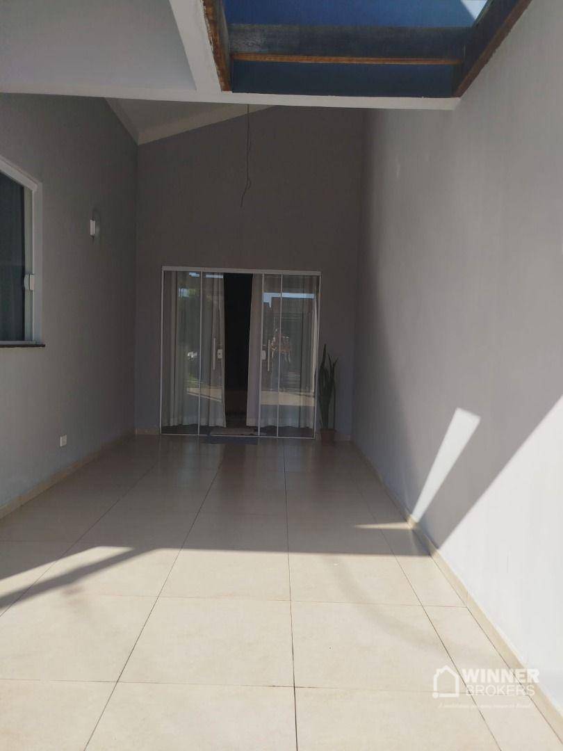 Casa à venda com 3 quartos, 114m² - Foto 3