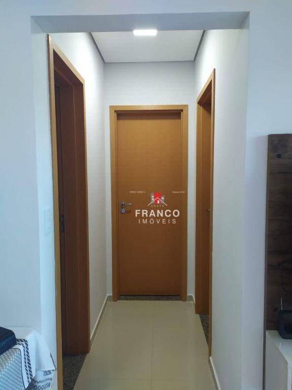 Apartamento à venda com 2 quartos, 57m² - Foto 12