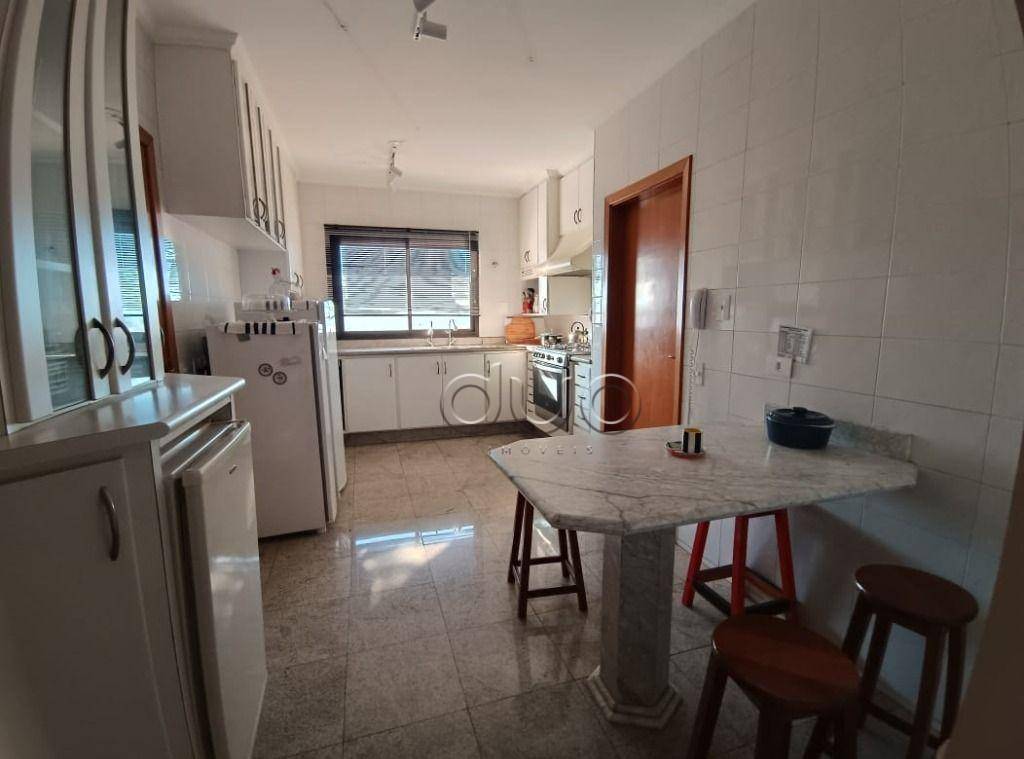 Apartamento à venda com 4 quartos, 198m² - Foto 9