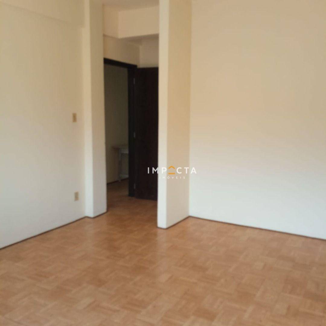 Apartamento para alugar com 3 quartos, 153m² - Foto 9