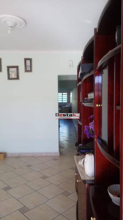 Sobrado à venda com 3 quartos, 240m² - Foto 14