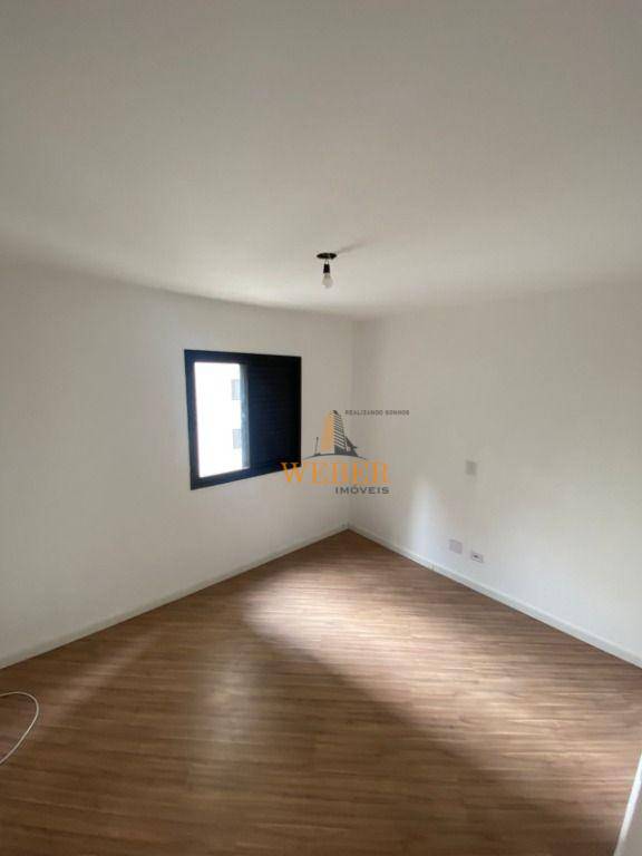 Apartamento à venda com 3 quartos, 117m² - Foto 9