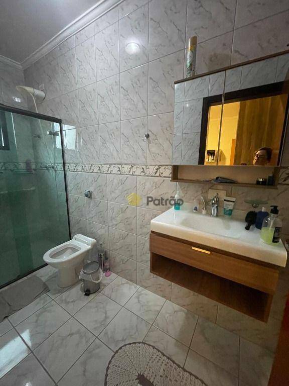 Sobrado à venda com 4 quartos, 192m² - Foto 13