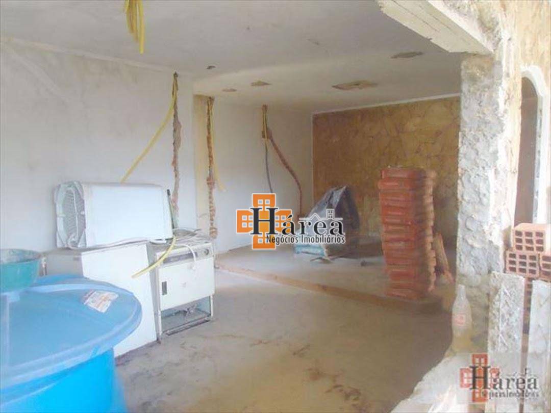 Sobrado à venda com 3 quartos, 300m² - Foto 4