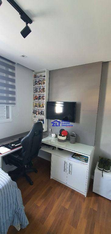 Apartamento à venda com 3 quartos, 84m² - Foto 25