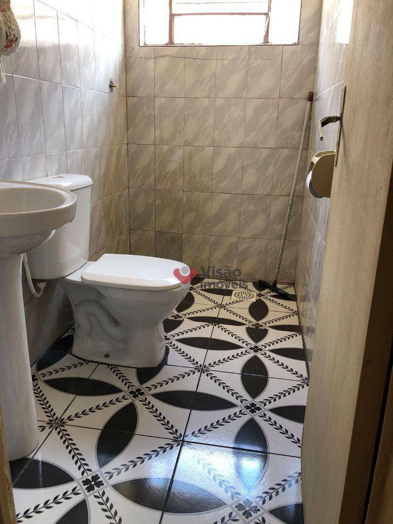 Casa à venda com 2 quartos, 42m² - Foto 11