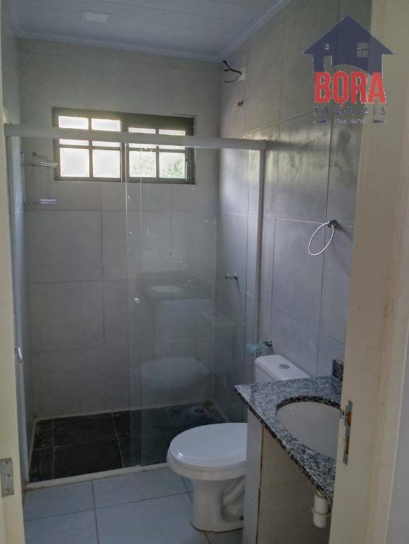 Casa à venda com 2 quartos, 170m² - Foto 13