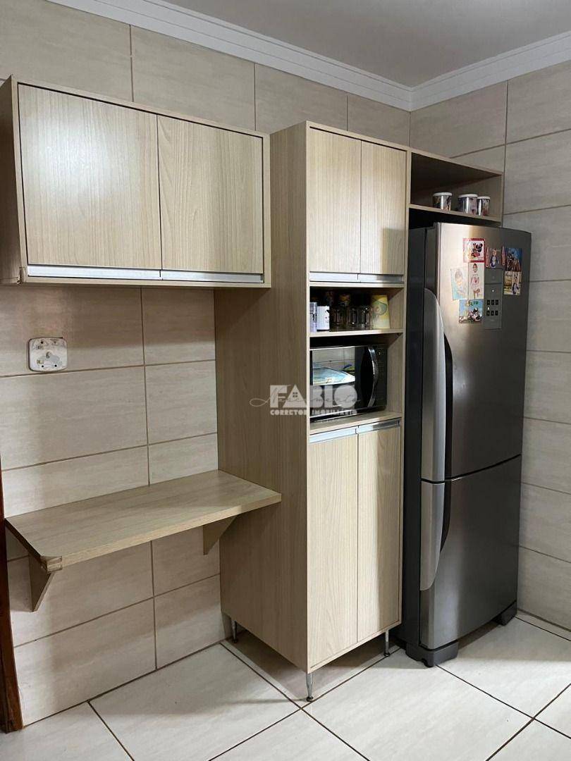Apartamento à venda com 3 quartos, 105m² - Foto 10