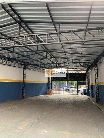 Depósito-Galpão-Armazém à venda, 250M2 - Foto 1