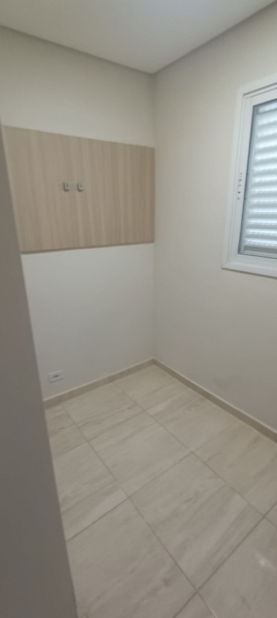 Apartamento à venda com 3 quartos, 75m² - Foto 9