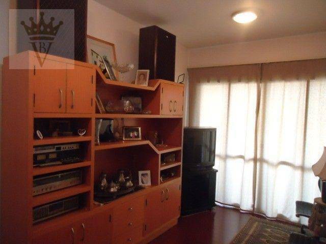 Apartamento à venda com 3 quartos, 70m² - Foto 1