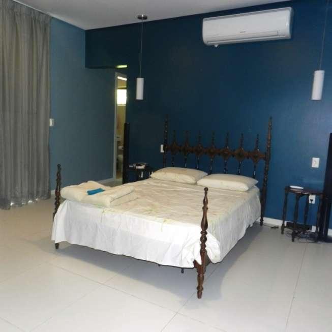 Casa de Condomínio à venda com 3 quartos, 270m² - Foto 12