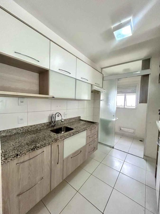 Apartamento à venda com 3 quartos, 70m² - Foto 11