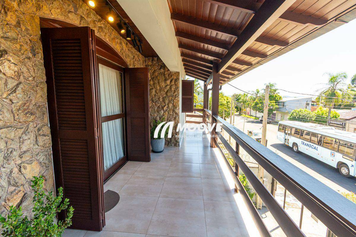 Sobrado à venda com 3 quartos, 350m² - Foto 11