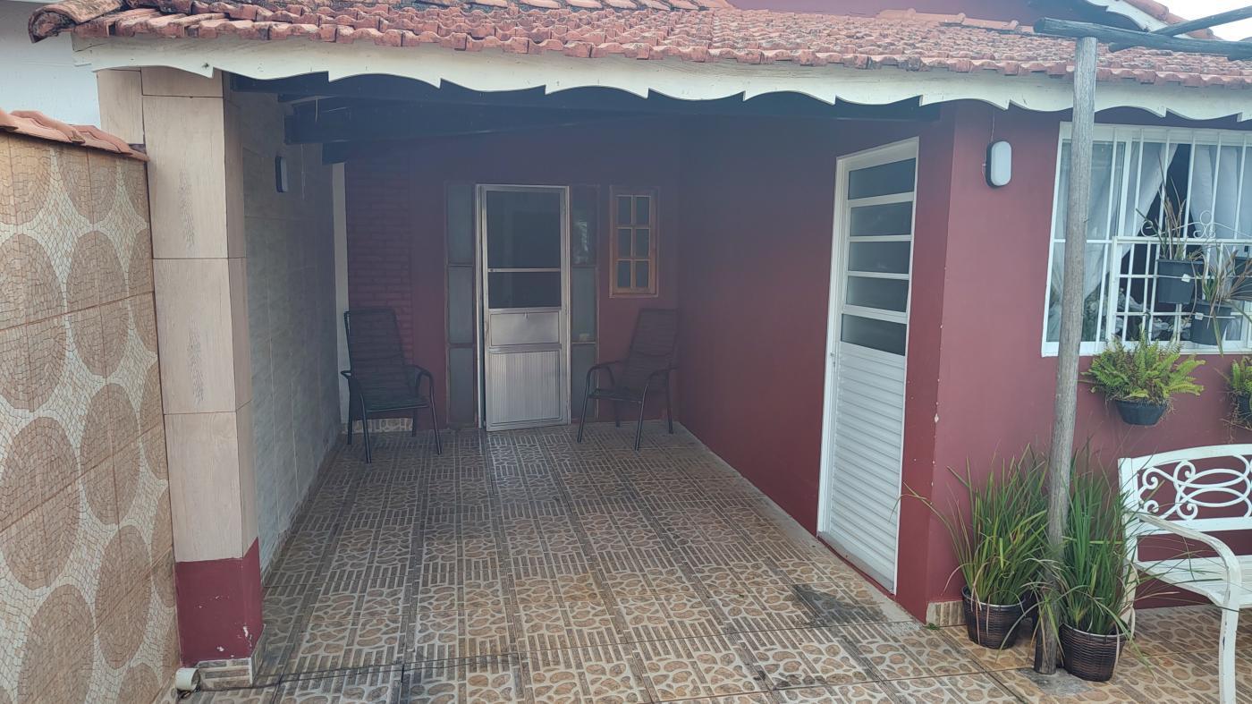 Casa à venda com 3 quartos, 400m² - Foto 2