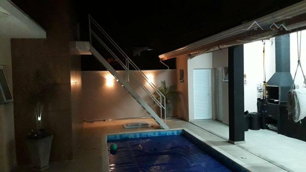 Casa de Condomínio à venda com 3 quartos, 270m² - Foto 3