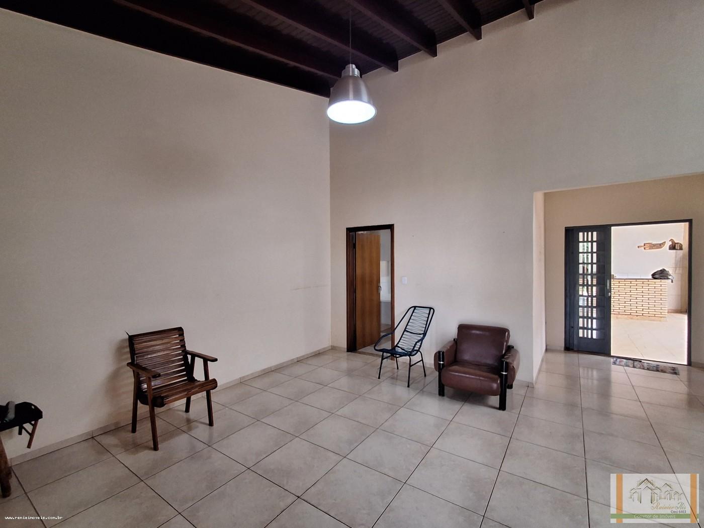 Sobrado à venda com 3 quartos, 409m² - Foto 4