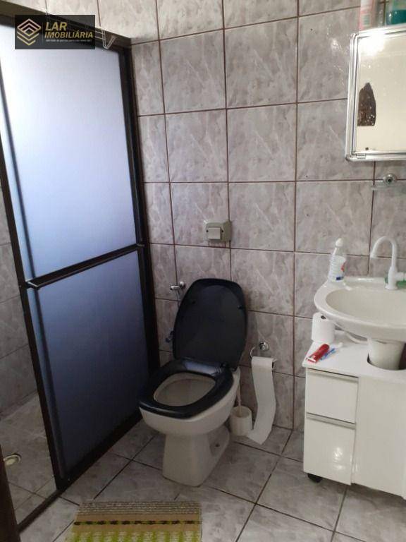 Casa à venda com 3 quartos, 150m² - Foto 16