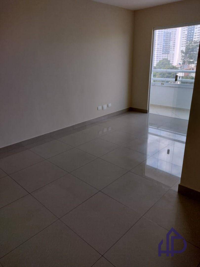 Apartamento para alugar com 3 quartos, 70m² - Foto 5