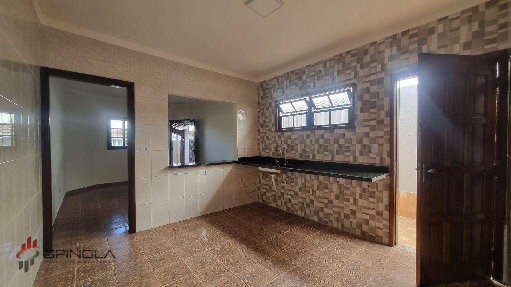 Casa à venda com 2 quartos, 100m² - Foto 14