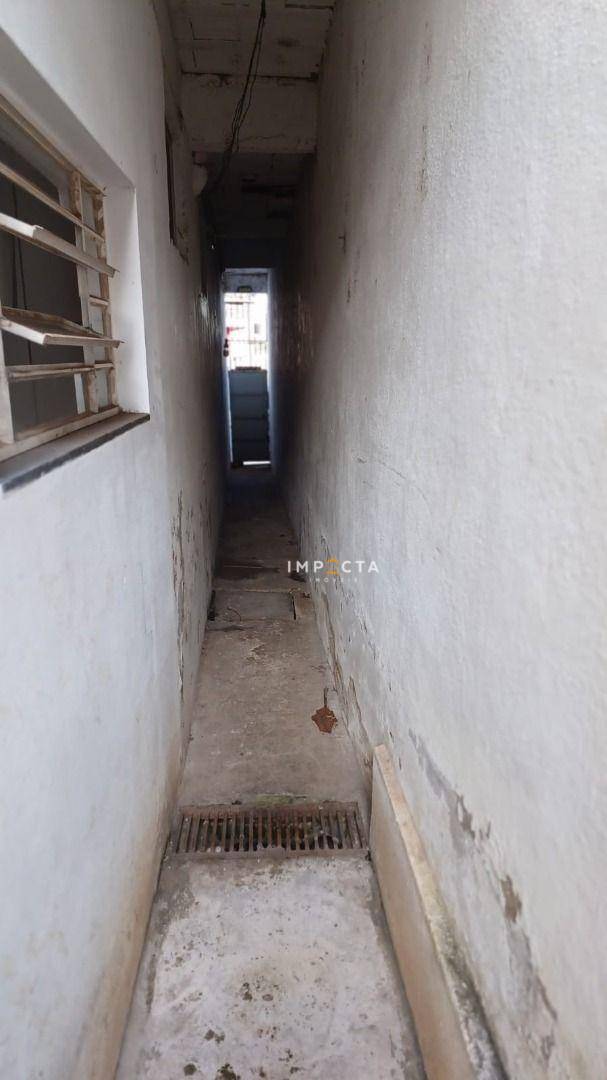 Sobrado à venda com 3 quartos, 200m² - Foto 25