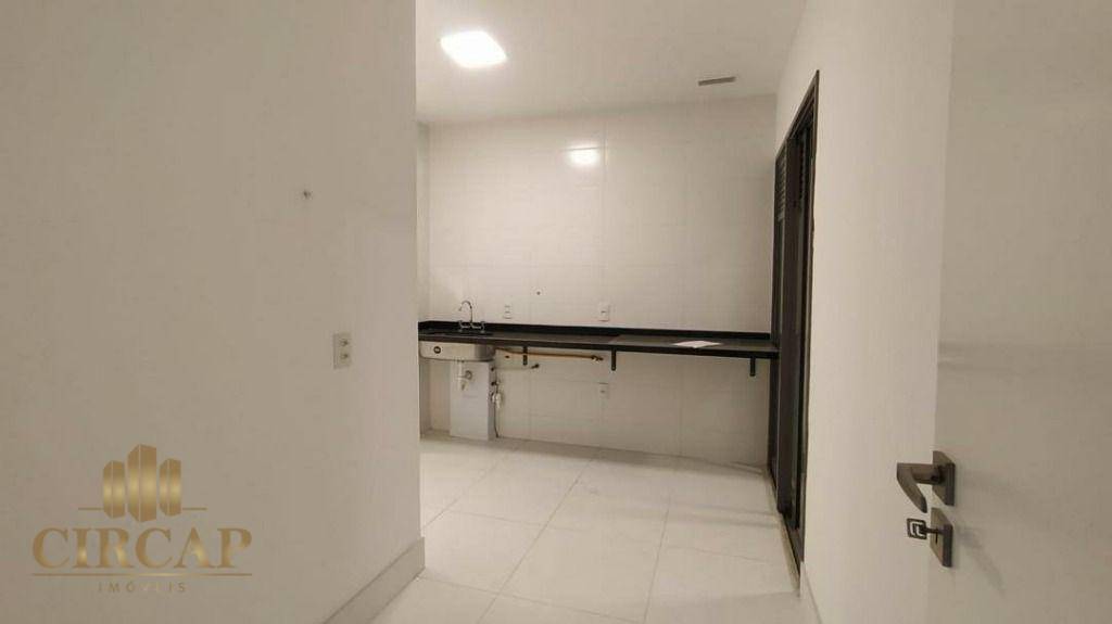 Apartamento à venda com 3 quartos, 108m² - Foto 8