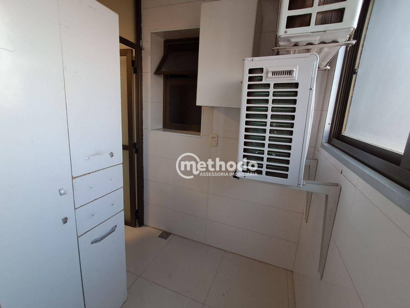 Apartamento para alugar com 2 quartos, 96m² - Foto 10