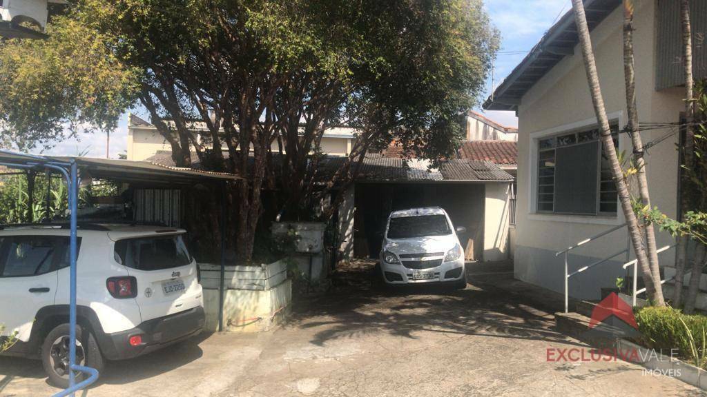 Casa à venda com 3 quartos, 267m² - Foto 10
