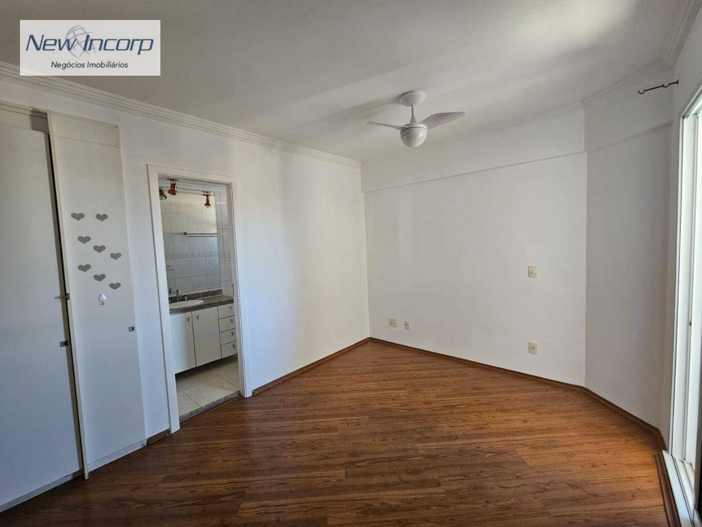 Apartamento à venda com 3 quartos, 127m² - Foto 11