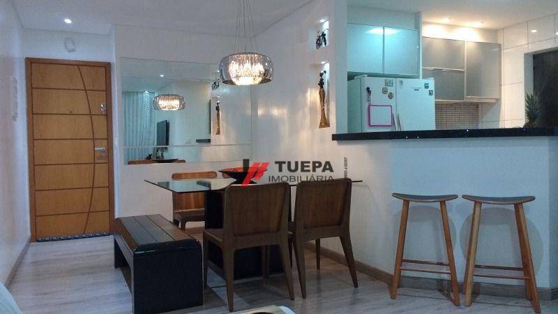 Apartamento à venda com 2 quartos, 72m² - Foto 4