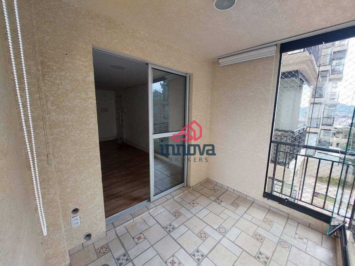 Apartamento à venda com 3 quartos, 76m² - Foto 3