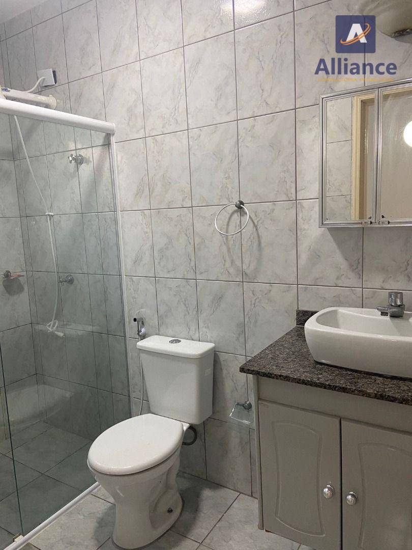 Casa de Condomínio para alugar com 3 quartos, 170m² - Foto 3