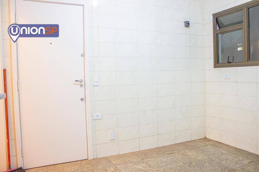 Apartamento à venda com 3 quartos, 247m² - Foto 42