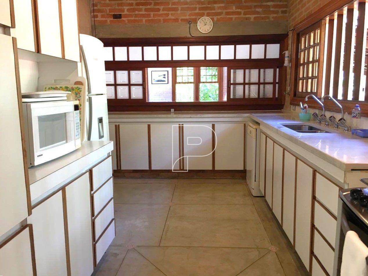 Casa de Condomínio para alugar com 4 quartos, 380m² - Foto 11