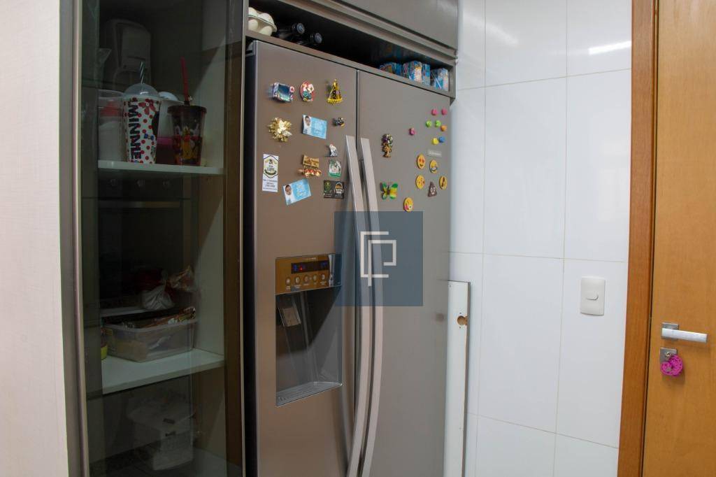 Apartamento à venda com 3 quartos, 126m² - Foto 9