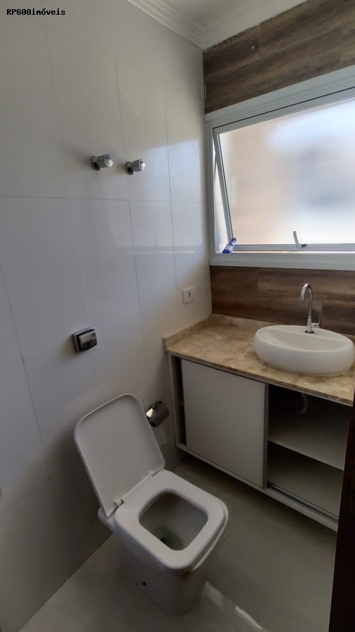 Casa para alugar com 4 quartos, 560m² - Foto 34