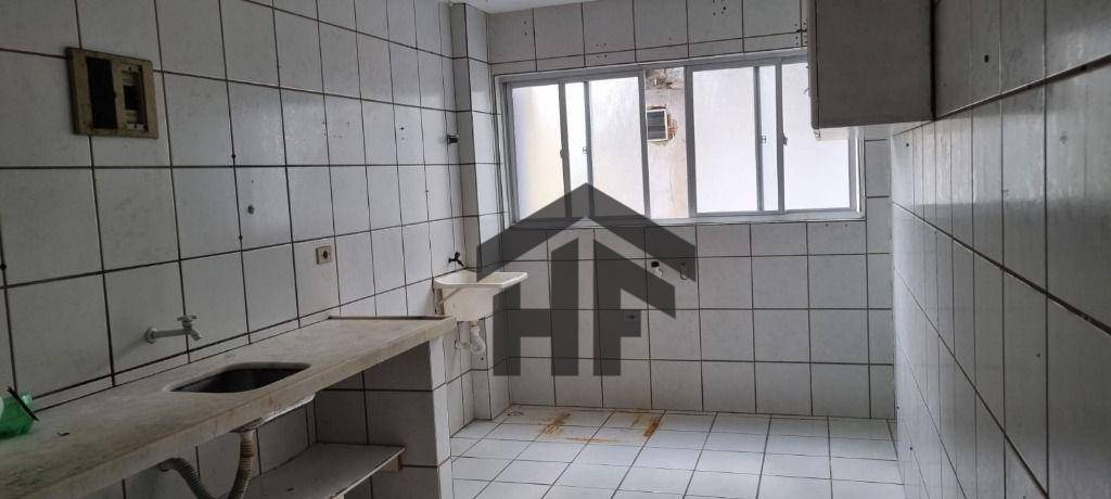 Apartamento à venda e aluguel com 3 quartos, 96m² - Foto 17