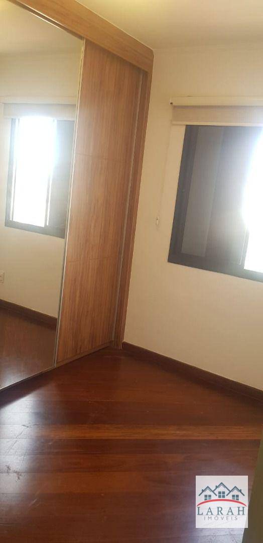 Apartamento à venda com 3 quartos, 70m² - Foto 2