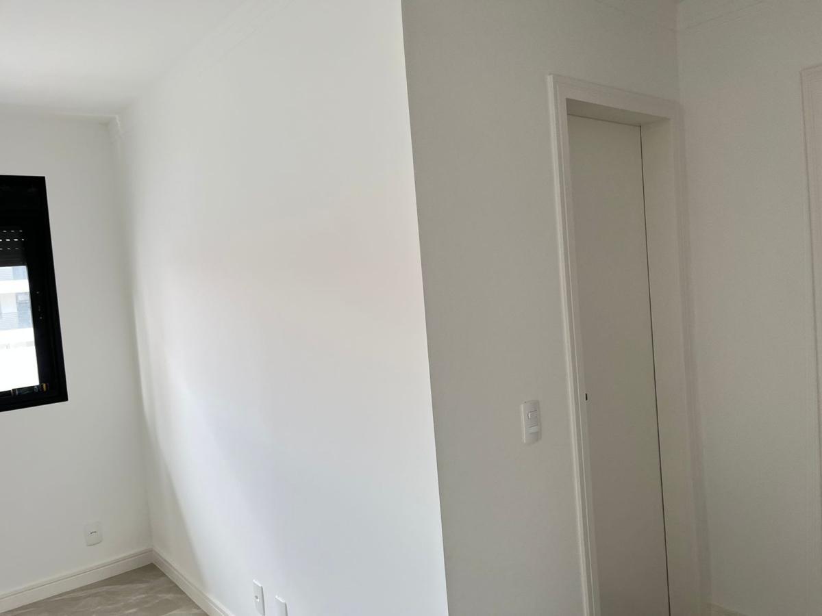 Apartamento à venda com 3 quartos, 75m² - Foto 9