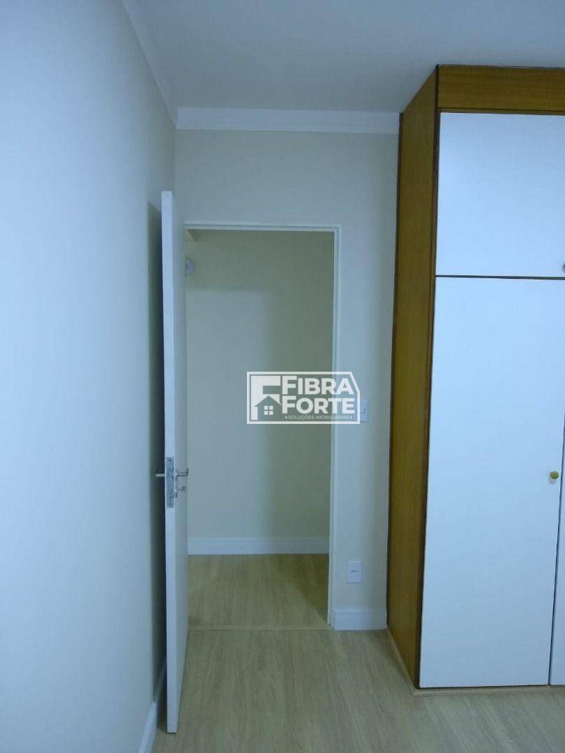 Apartamento à venda com 3 quartos, 92m² - Foto 8