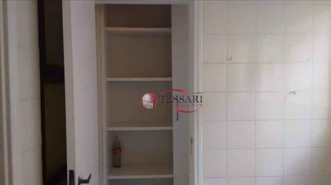 Apartamento à venda com 3 quartos, 100m² - Foto 17